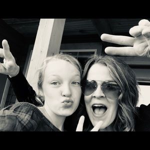 Meet your Posher, Lanetta